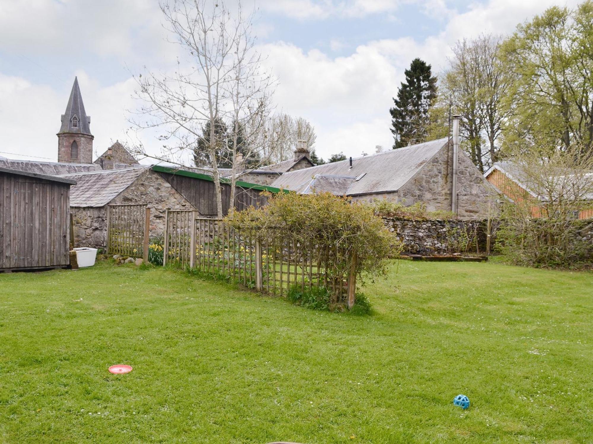 Larch Cottage Balnald Exterior photo