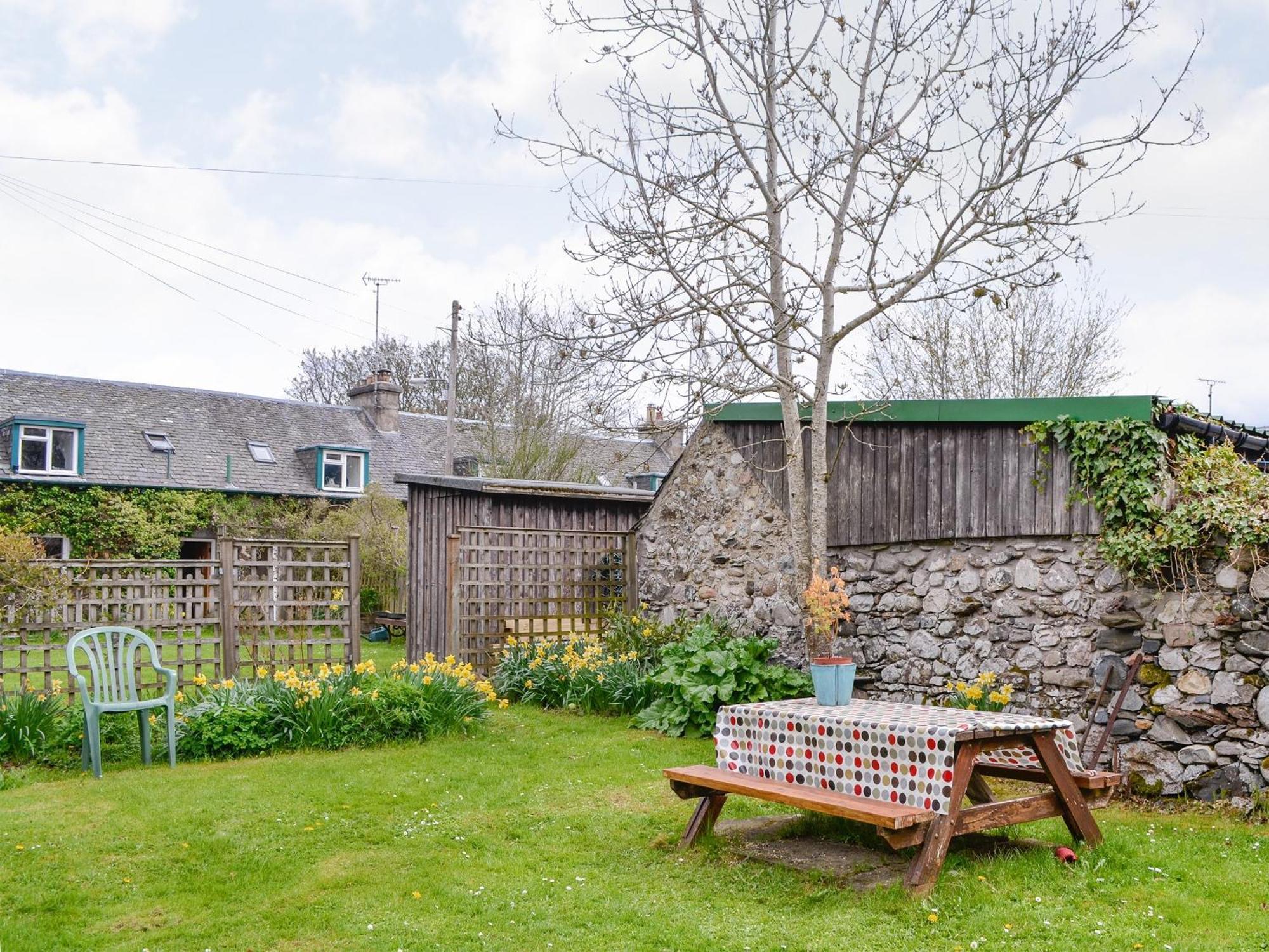 Larch Cottage Balnald Exterior photo